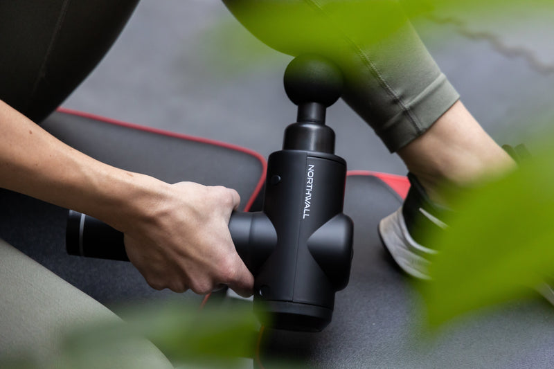 How to use a massage gun: before or after exercise, how long and where?